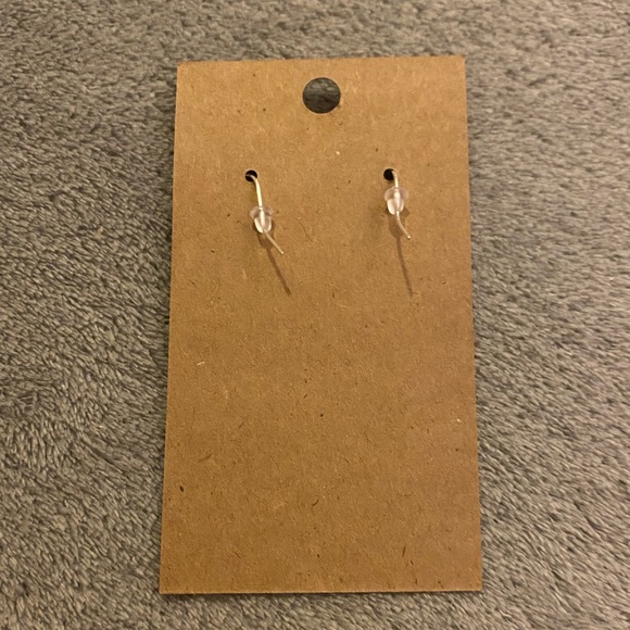 Armadillo earrings - Picture 2 of 3